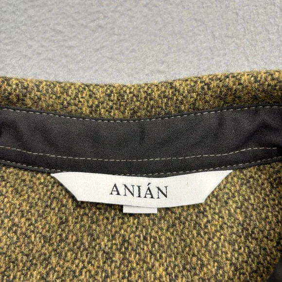 Anian Women's Berlino Button Up Overshirt Recycled Wool Blend Made in Canada S - Picture 9 of 11